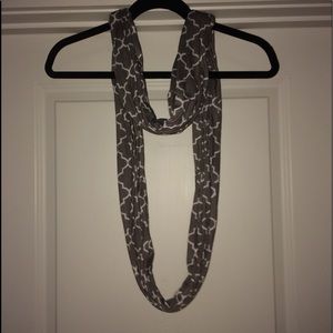 grey and white patterned infinity scarf